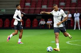 共同作用 共同作用